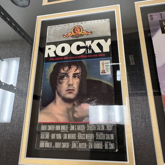1976 Rocky Movie Collectable Memorabilia Framed Shirt VHS Cover 36x38 - Picture 12 of 16